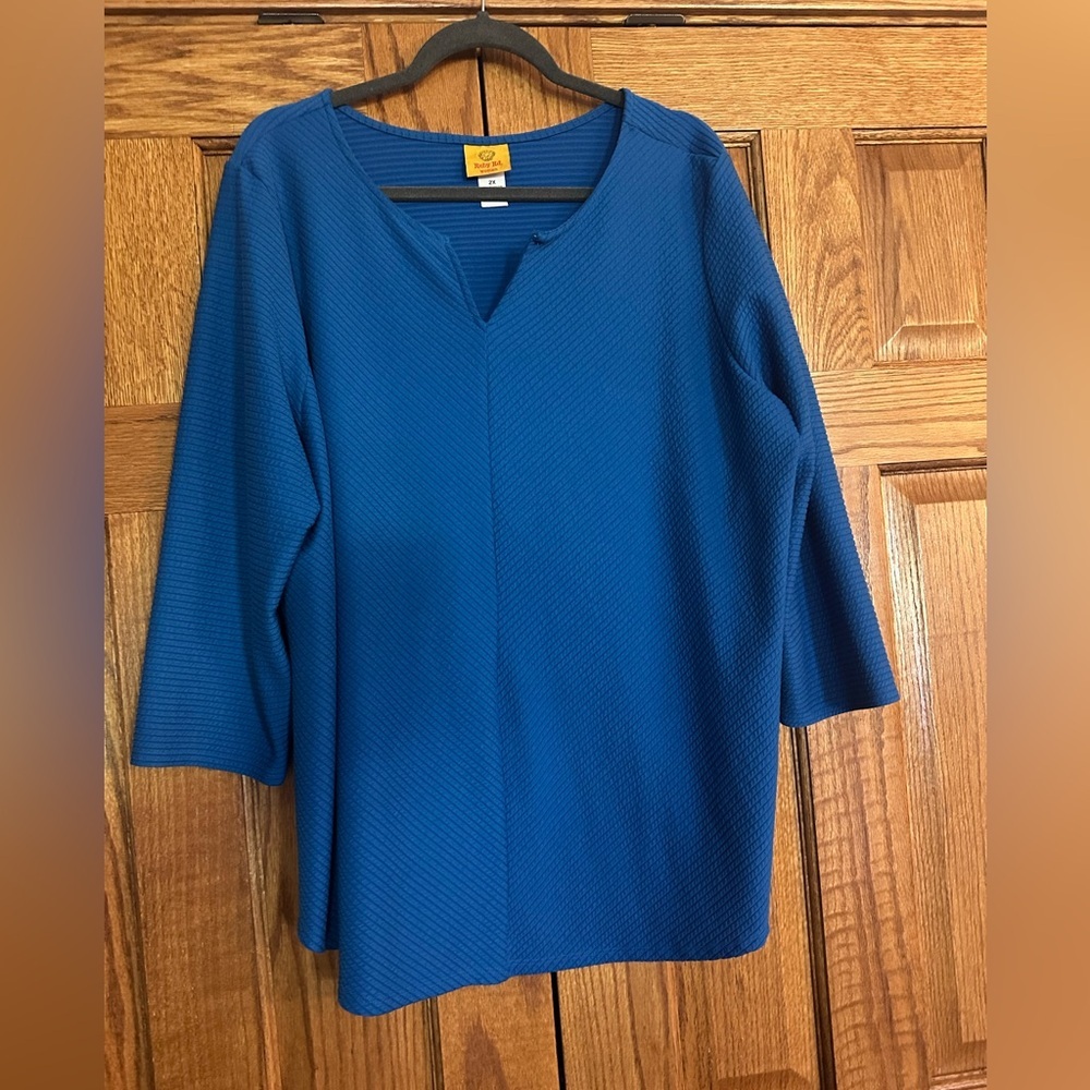 Ruby Rd Blue V-Neck Women's 3/4 sleeve Top